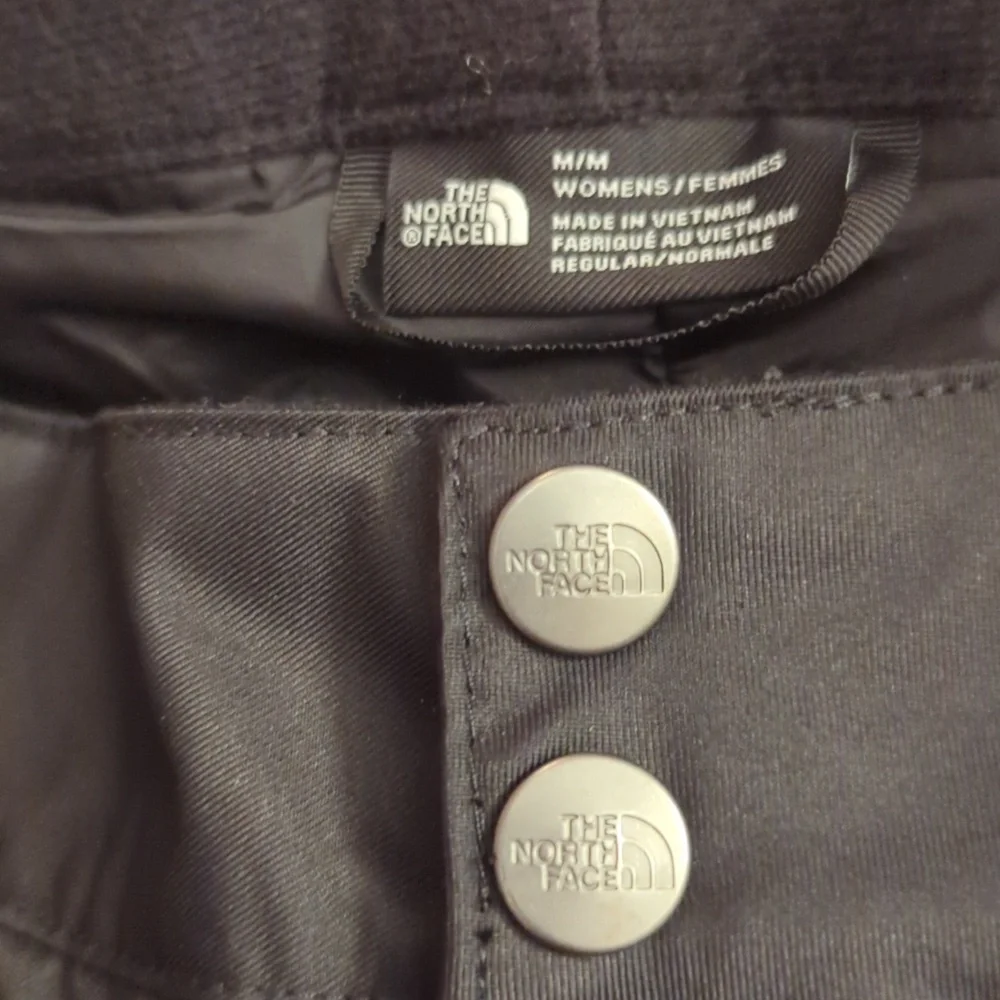 The North Face "Sally" Snow pants Size Medium Black - Picture 3 of 8